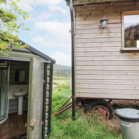 Shepherd'S Hut Скарборо Экстерьер фото