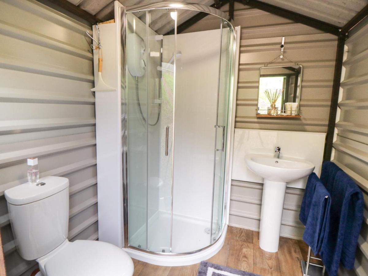 Shepherd'S Hut Скарборо Экстерьер фото